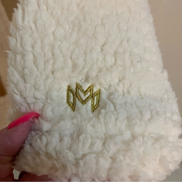 Malvados Sherpa Robigan in Sand Robe/Cardigan/ Coat - Picture 7 of 12